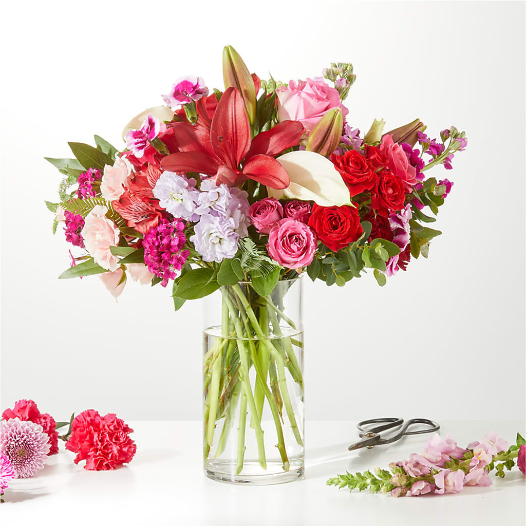 Swooning Over You - A Luxury Florist Original – Ginas Flower Shop, South Plainfield NJ