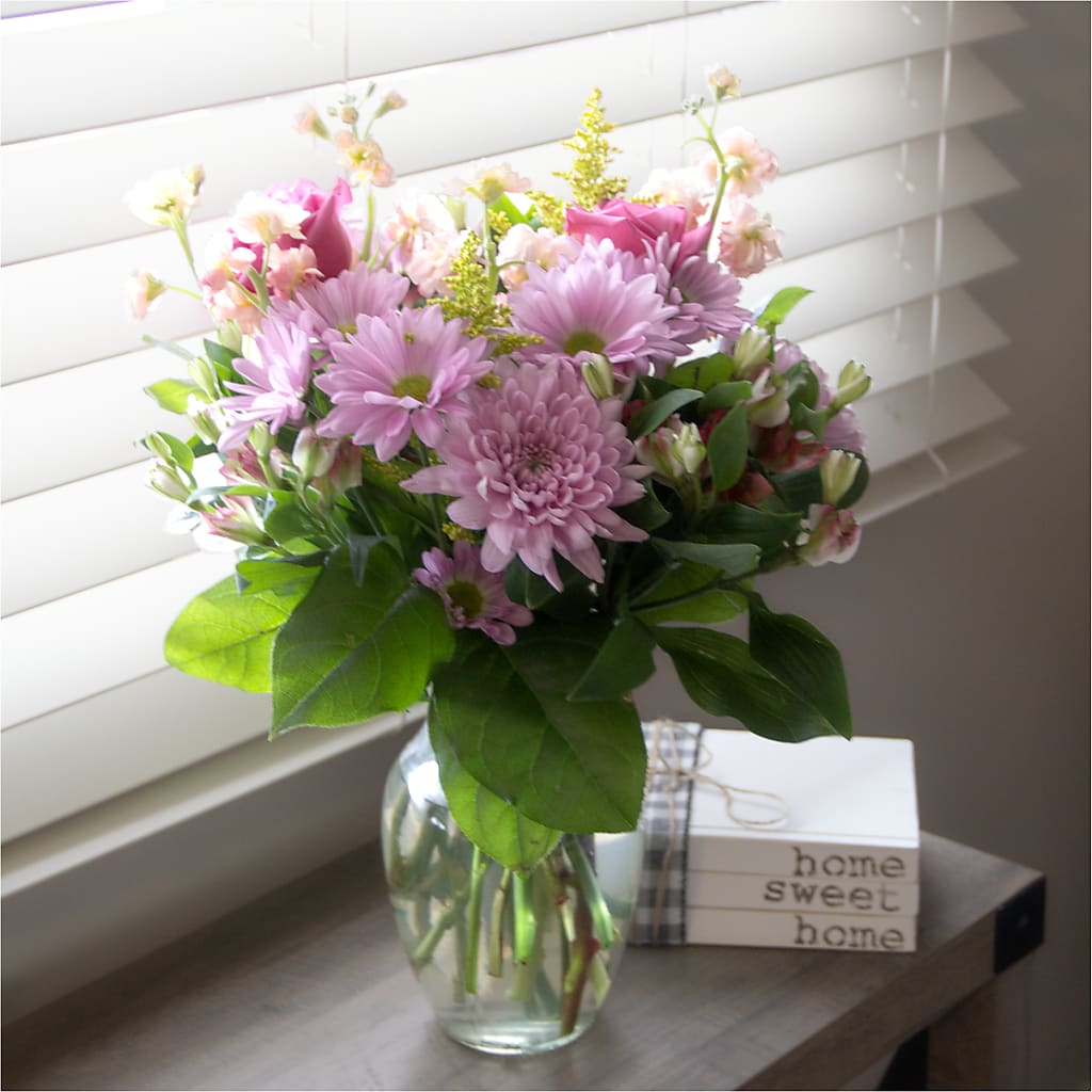 Pastel Tradition - A Florist Original – Ginas Flower Shop, South Plainfield NJ