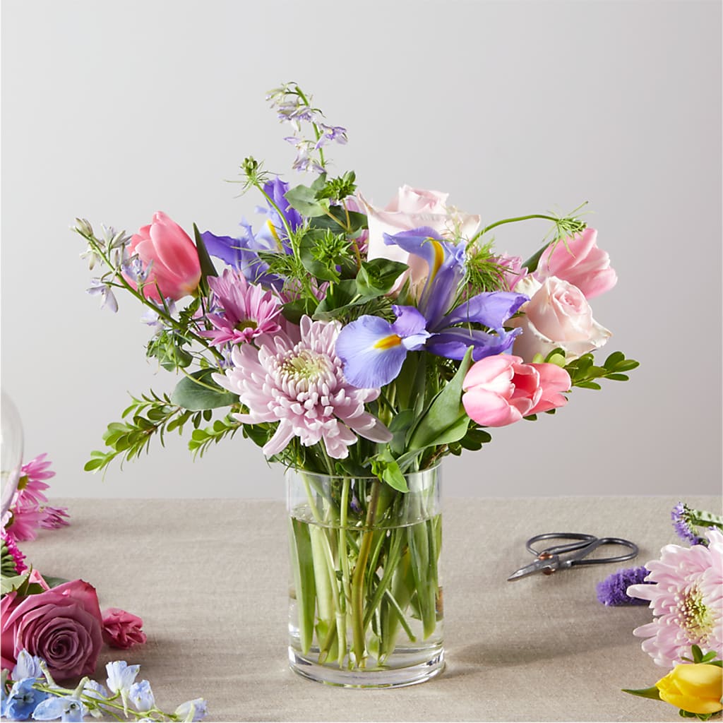 Pastel Tradition - A Florist Original – Ginas Flower Shop, South Plainfield NJ