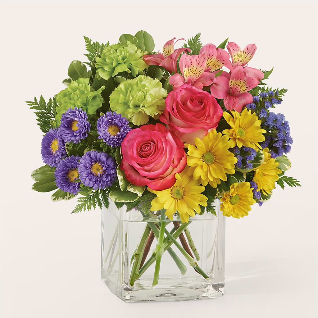 Candy Jar Bouquet – Ginas Flower Shop, South Plainfield NJ