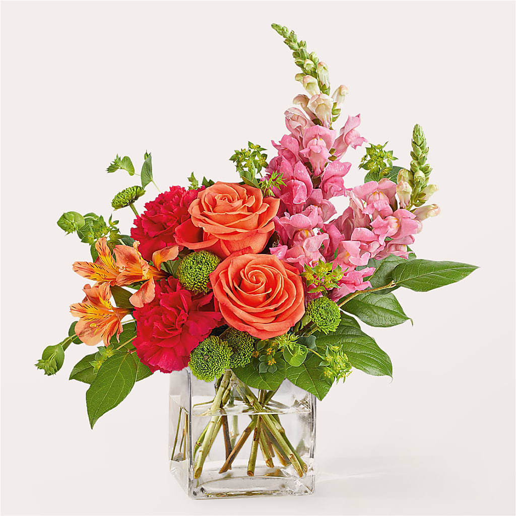 Cosmopolitan Bouquet – Ginas Flower Shop, South Plainfield NJ