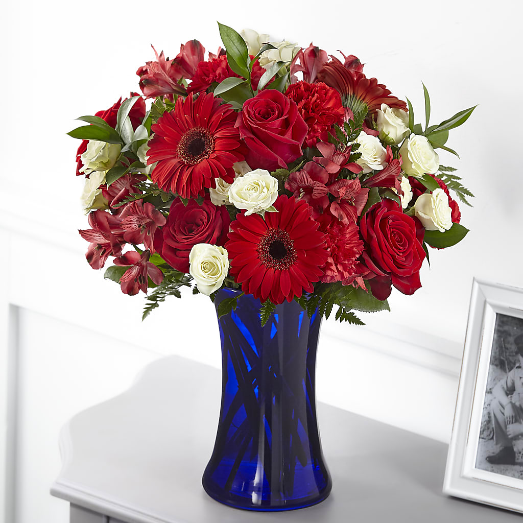 Hearts Embrace Bouquet – Ginas Flower Shop, South Plainfield NJ