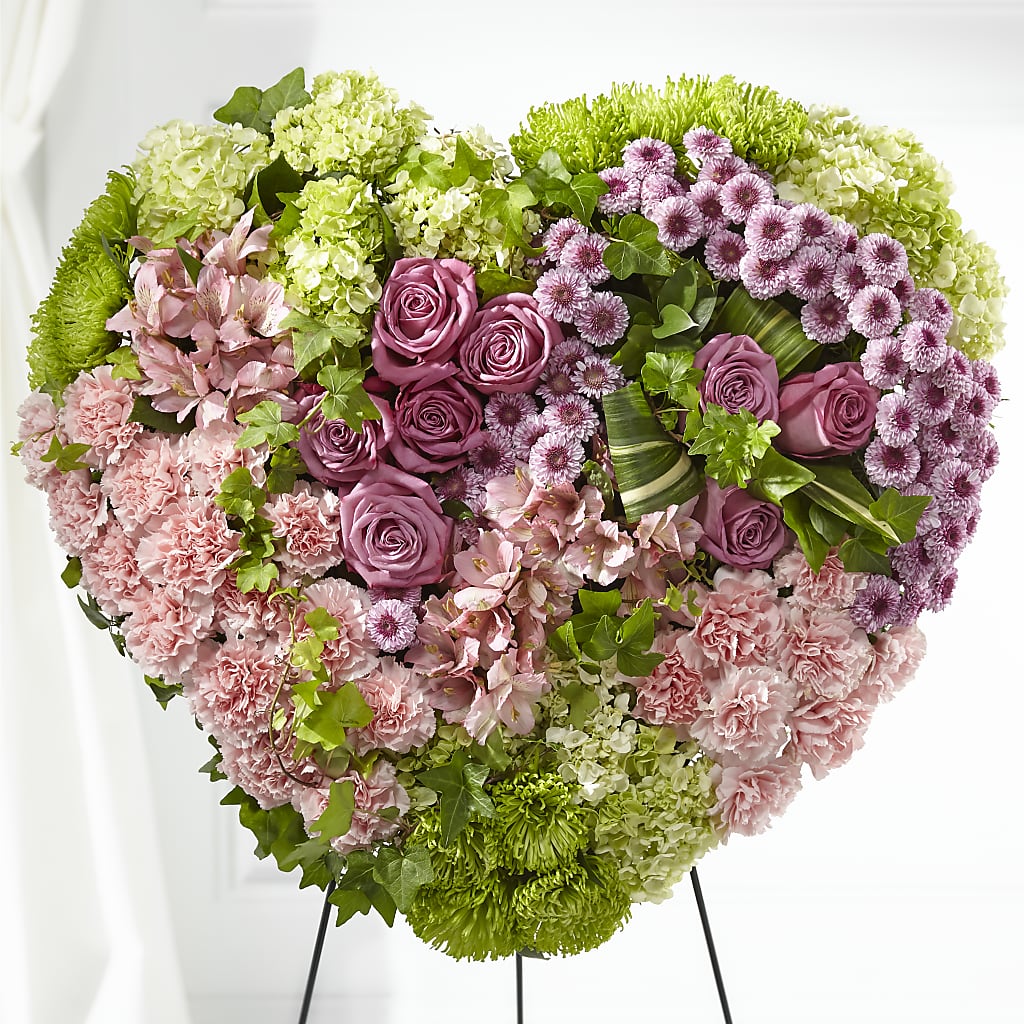 Heartwarming Standing Heart – Ginas Flower Shop, South Plainfield NJ