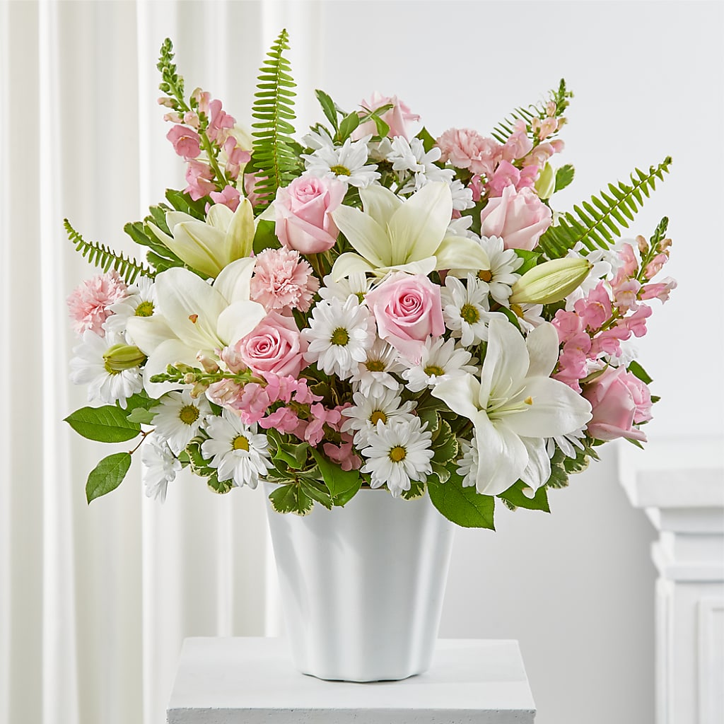 Soft Touch Tabletop Basket – Ginas Flower Shop, South Plainfield NJ