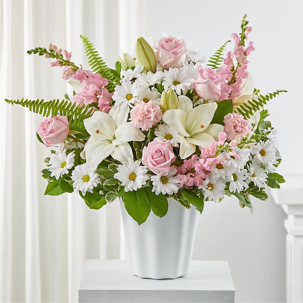 Soft Touch Tabletop Basket – Ginas Flower Shop, South Plainfield NJ