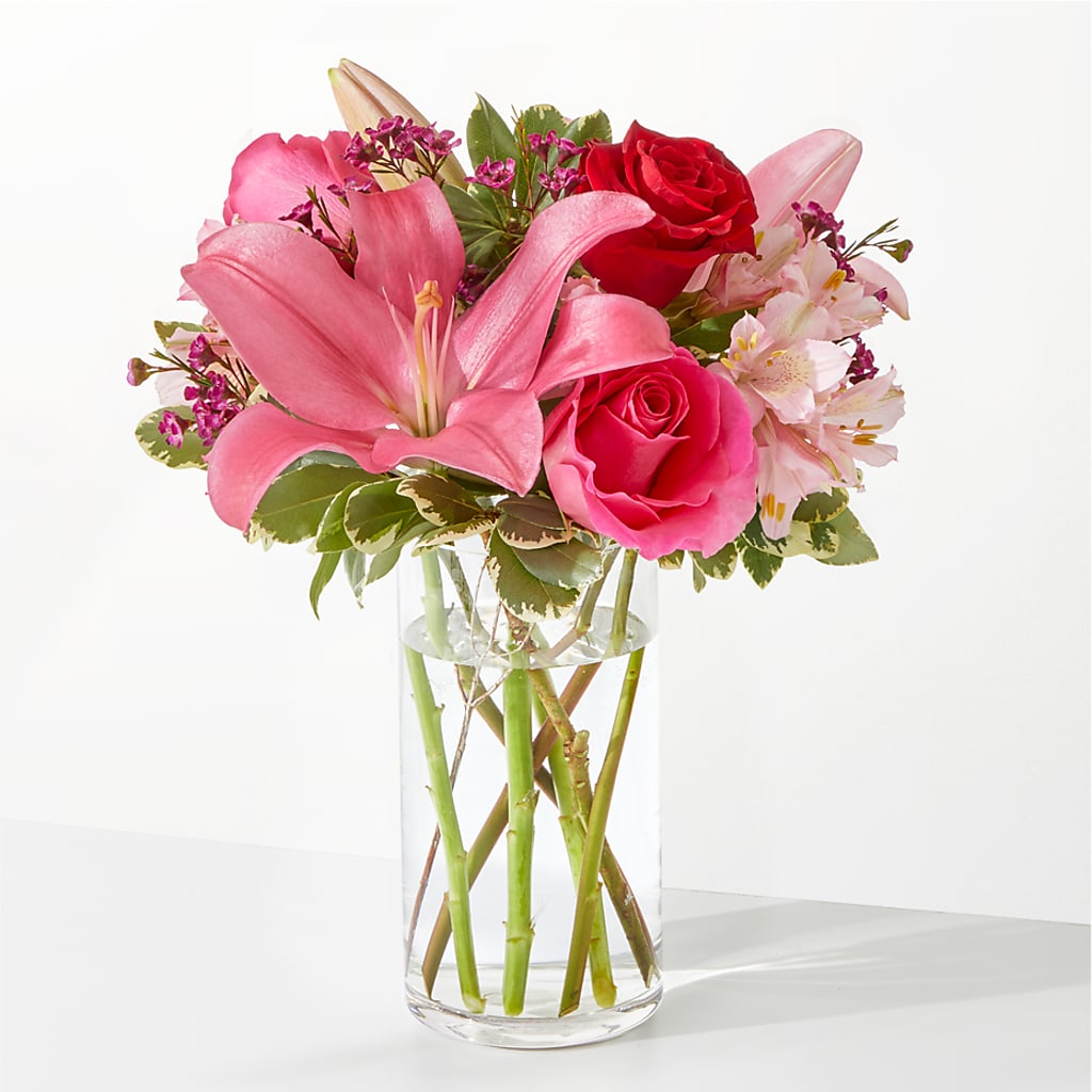 Lucky in Love Bouquet – Ginas Flower Shop, South Plainfield NJ