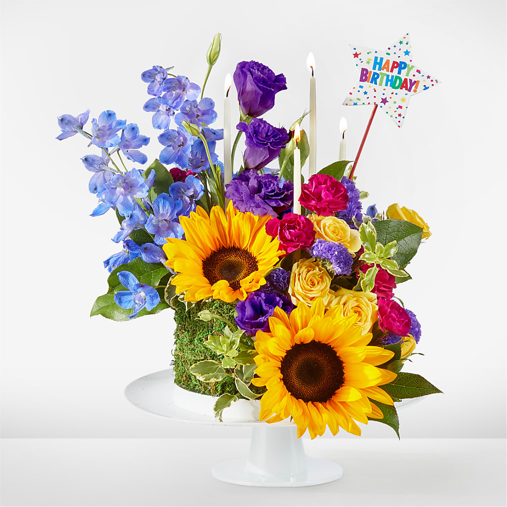 Star of the Day Floral Cake – Ginas Flower Shop, South Plainfield NJ