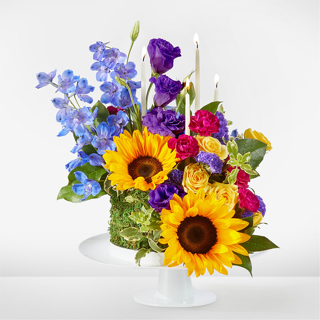 Star of the Day Floral Cake – Ginas Flower Shop, South Plainfield NJ