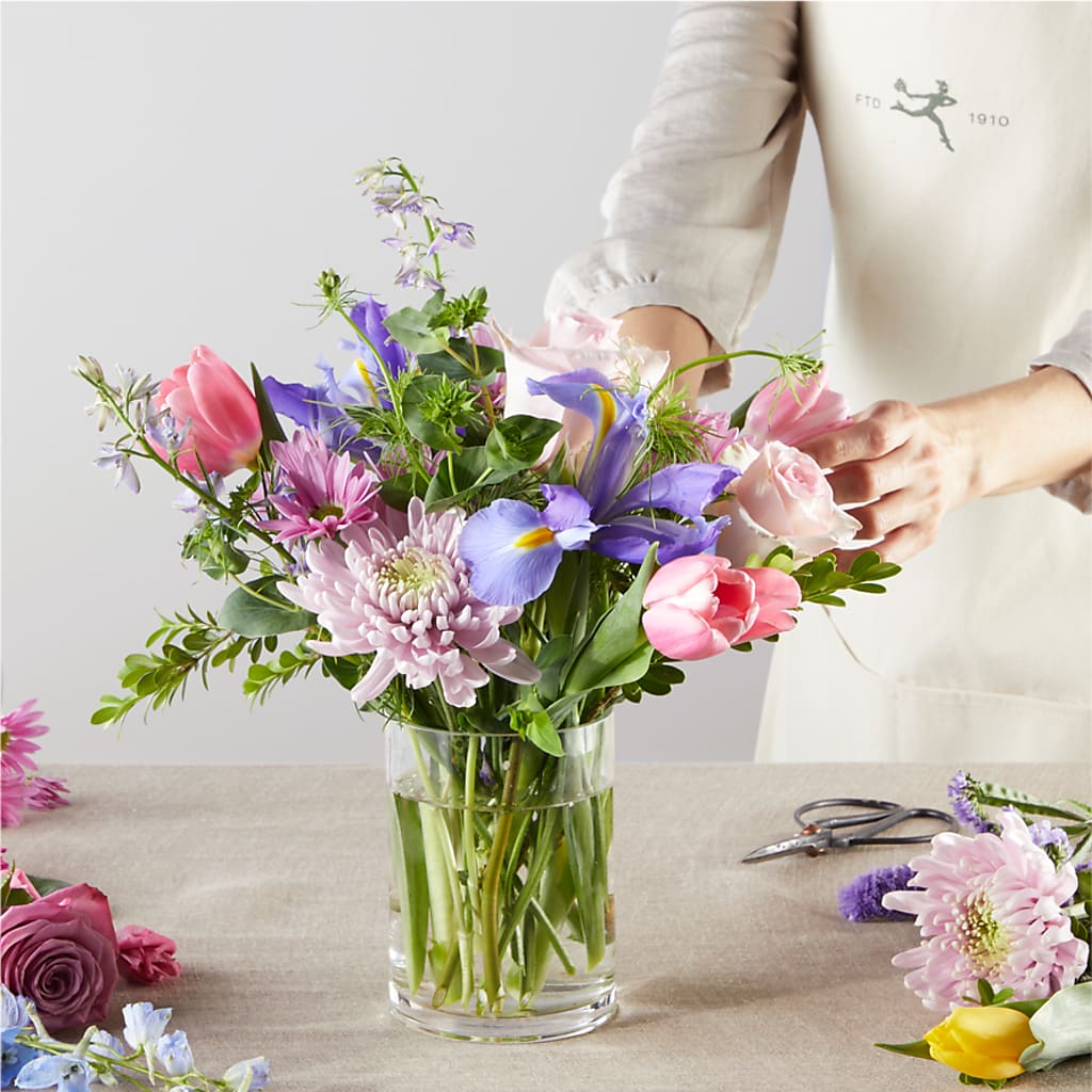 Pastel Tradition - A Florist Original –  Ginas Flower Shop, South Plainfield NJ