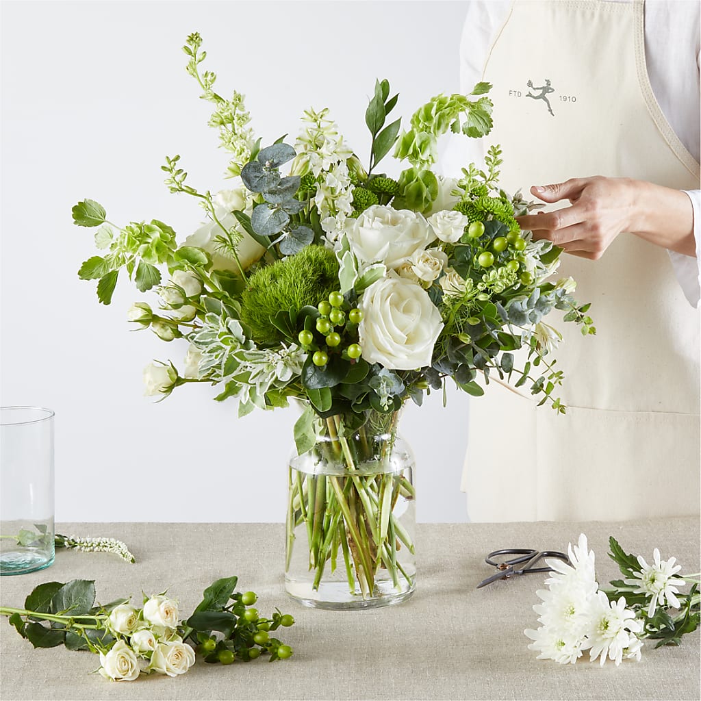 Irish Garden - A Florist Original –  Ginas Flower Shop, South Plainfield NJ