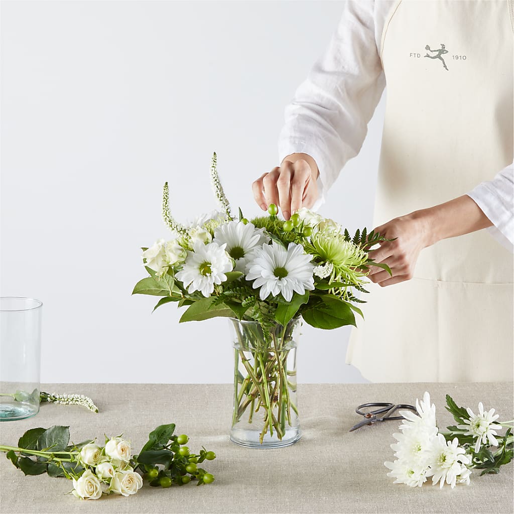 Irish Garden - A Florist Original –  Ginas Flower Shop, South Plainfield NJ