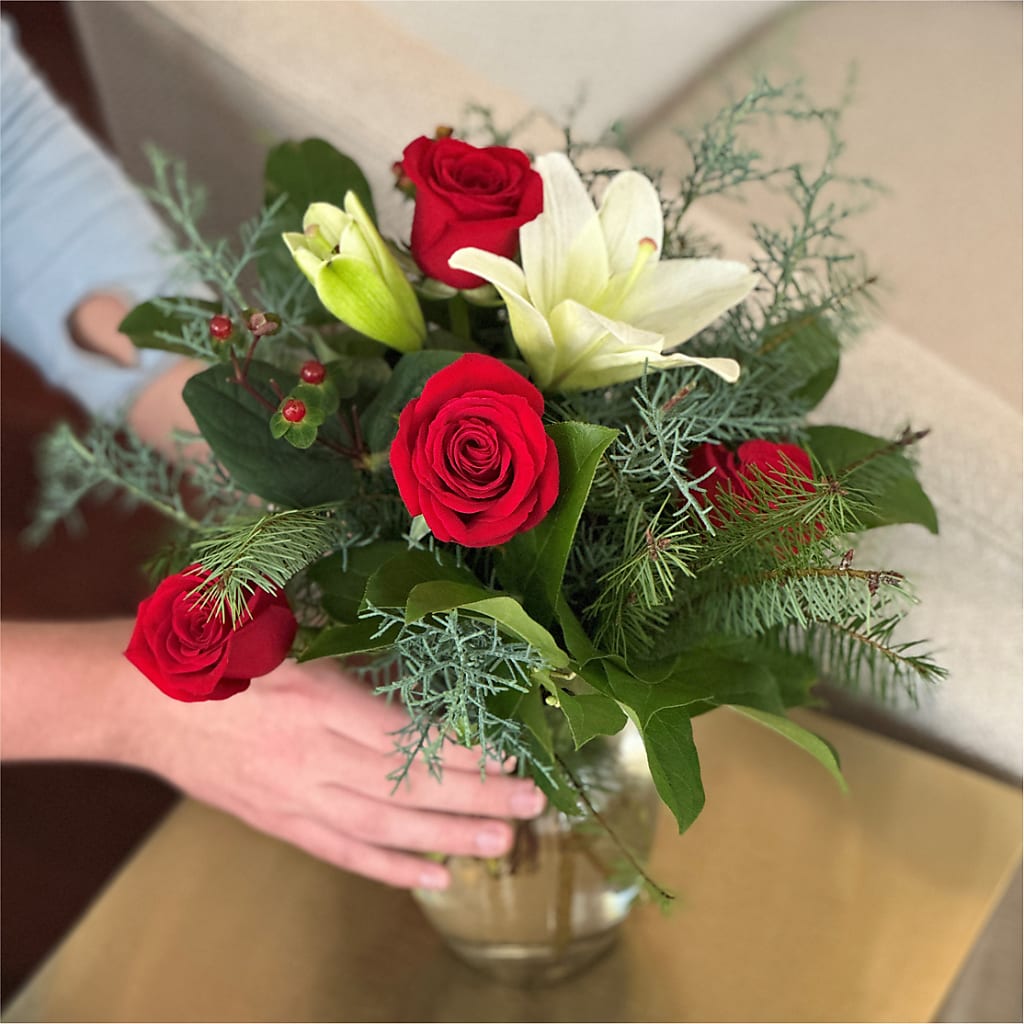 Glittering Lights Bouquet –  Ginas Flower Shop, South Plainfield NJ