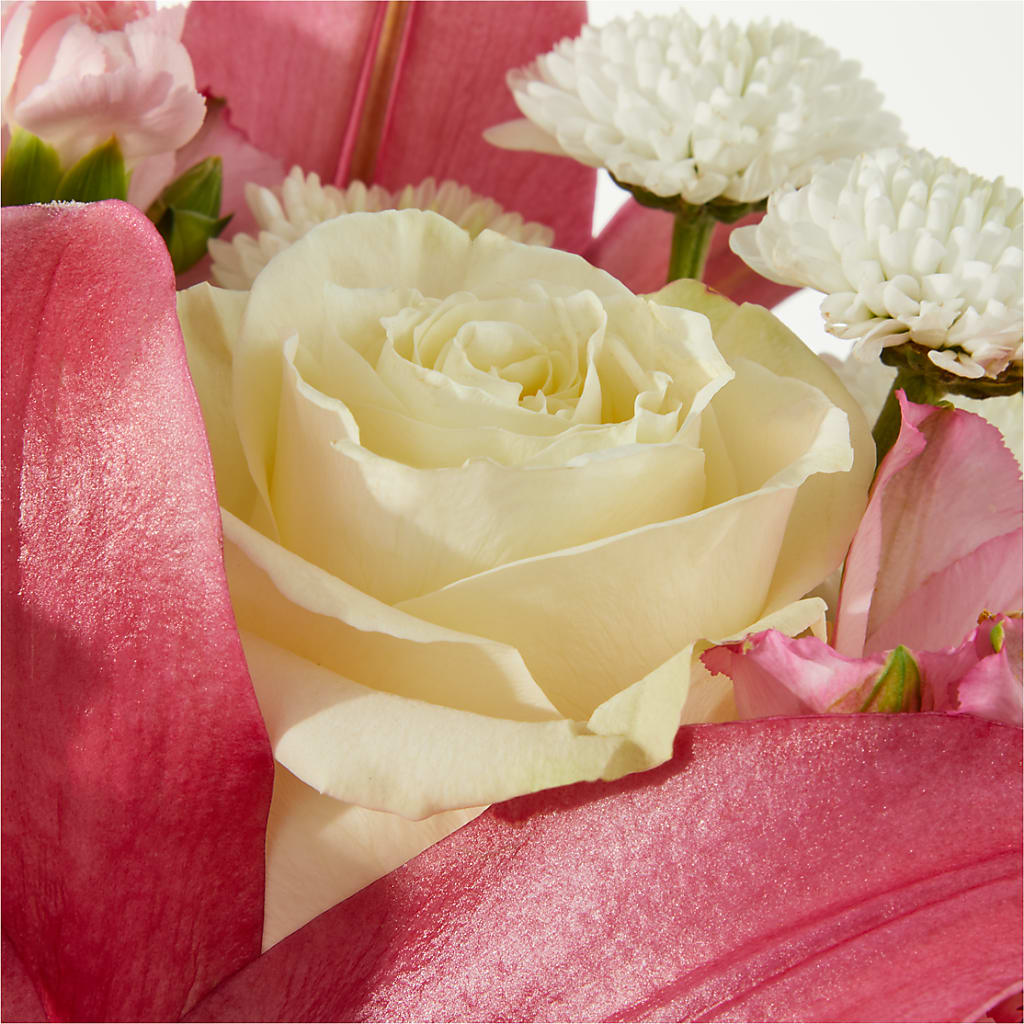 Piece of Cake Bouquet –  Ginas Flower Shop, South Plainfield NJ
